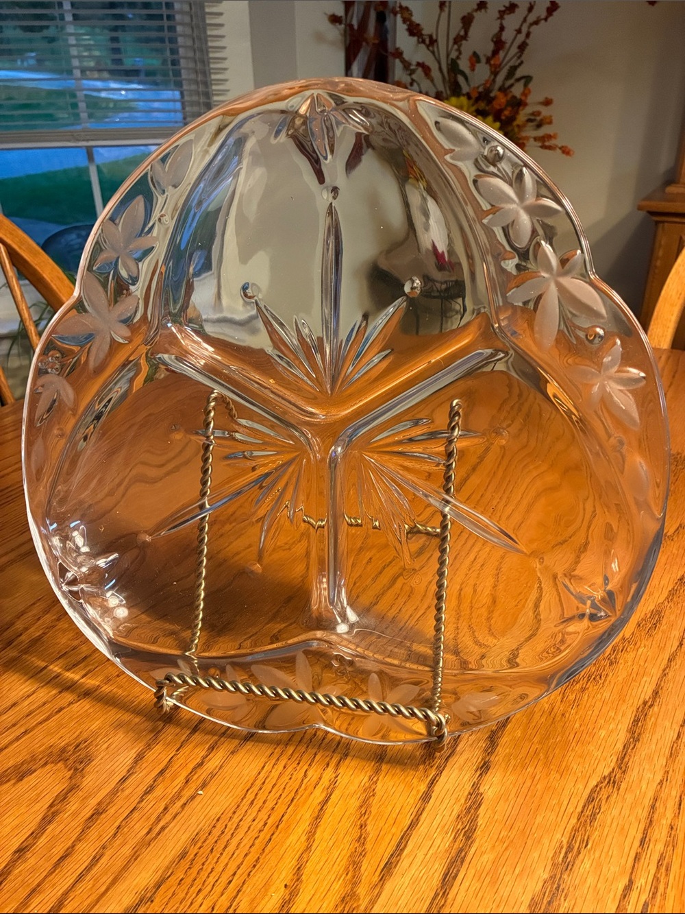 Clear Glass Divided Serving Platter with Floral Motif
Mikasa, 12” 3 part divided